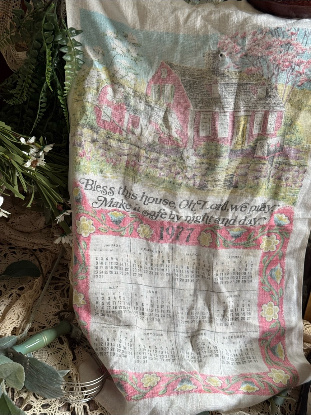 Vintage Pink and Green Floral Calendar Tea Towel - Picture 4 of 7